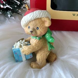 Heirloom Collection Warmhearted Holidays Teddy B.